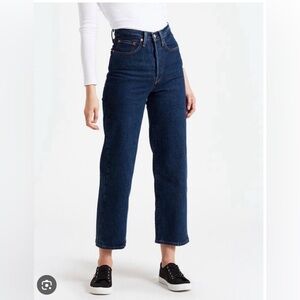 Levi’s Ribcage Ankle Straight